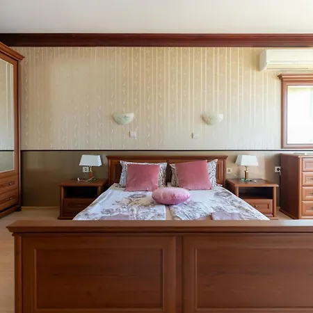 Guest house Slavyanka 3*