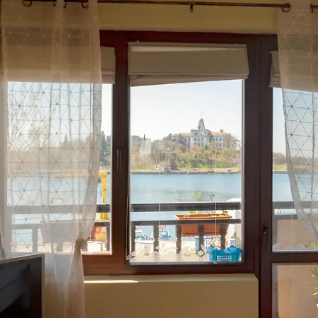 Slavyanka Guest house 3*