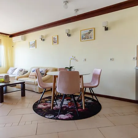 Slavyanka Guest house 3*