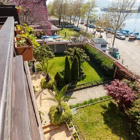 Guest house Slavyanka 3*