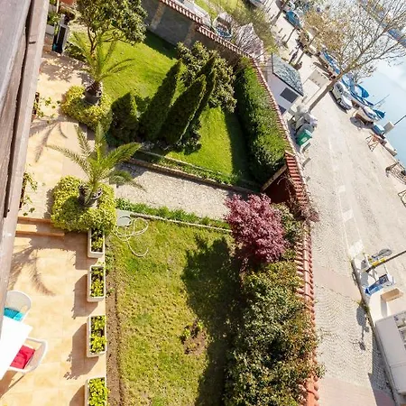 Guest house Slavyanka 3*