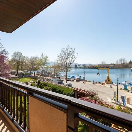 Slavyanka Guest house 3*